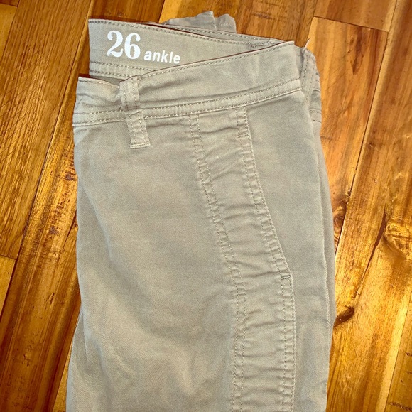 J. Crew Pants - J Crew Muted Green Pant